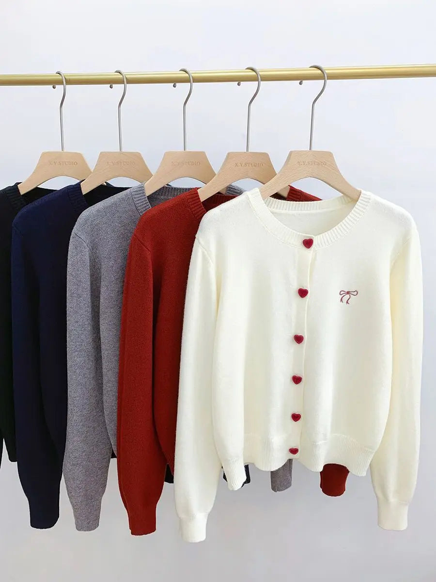 Omen's Clothing Vintage Love Button Knit Cardigan Autumn/Winter Fashion All-match Bowknot Embroidery Sweaters Lady Elegant Tops