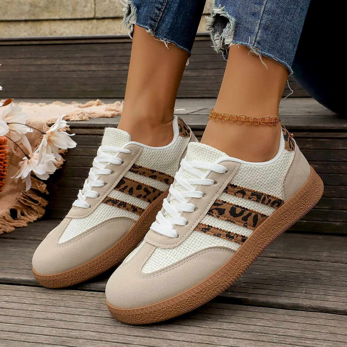 Women outdoor Sneakers