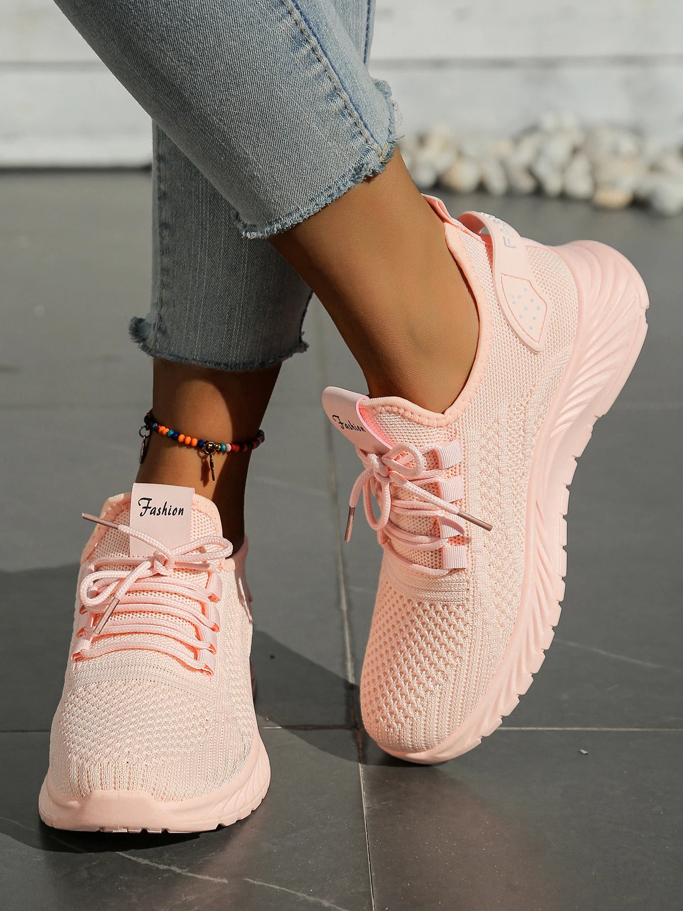 women's casual sneaker