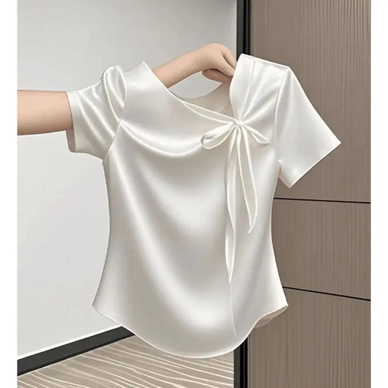 women detailed bow tie blouse