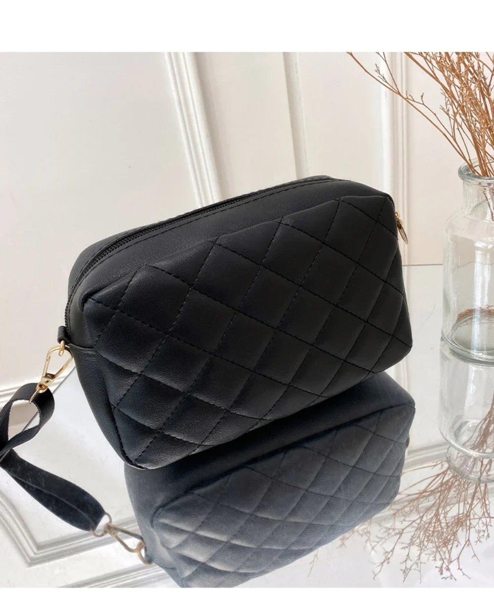 2025 tassel women's small crossbody bag trend diamond grid embroidery camera women's shoulder bag fashion chain crossbody bag