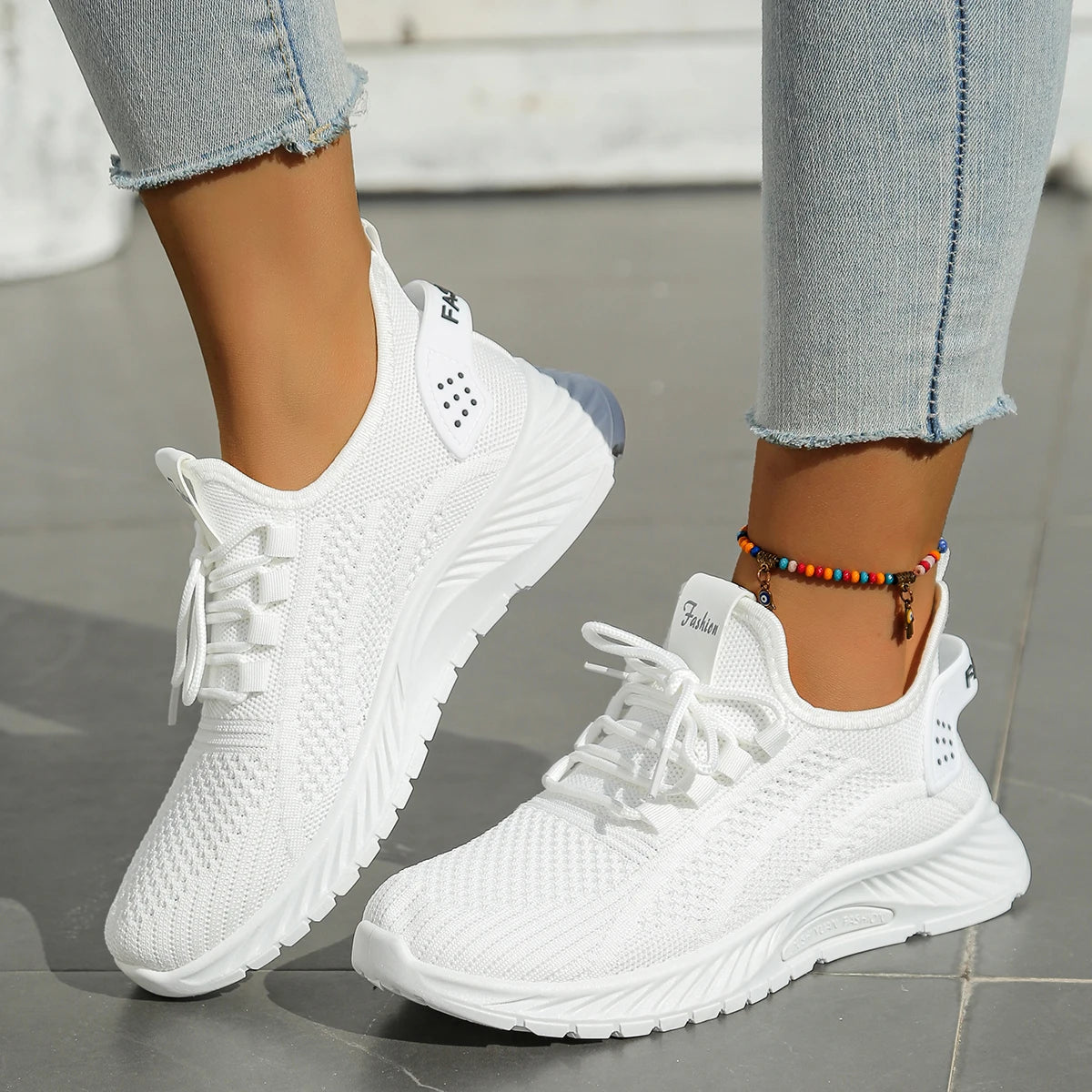 women's casual sneaker
