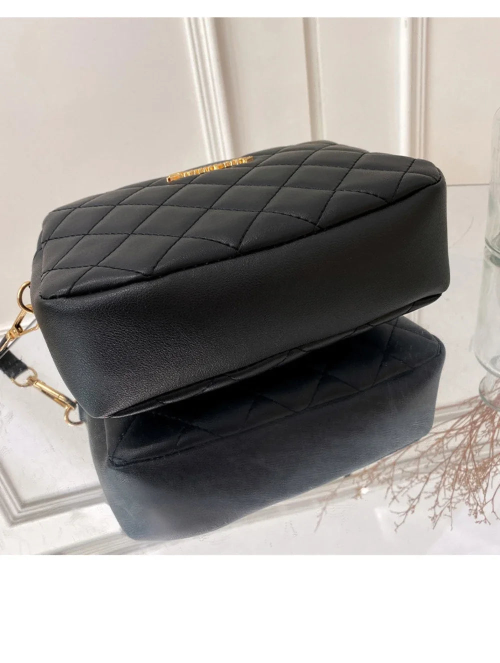 2025 tassel women's small crossbody bag trend diamond grid embroidery camera women's shoulder bag fashion chain crossbody bag